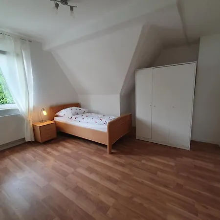 Zentrales, Charmantes An Der Universitaetsklinik Homestay *