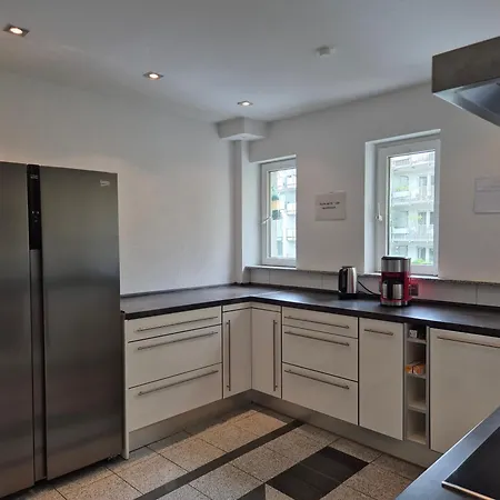 Zentrales, Charmantes An Der Universitaetsklinik Homestay *