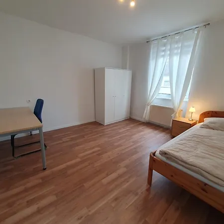 Zentrales, Charmantes An Der Universitaetsklinik Homestay