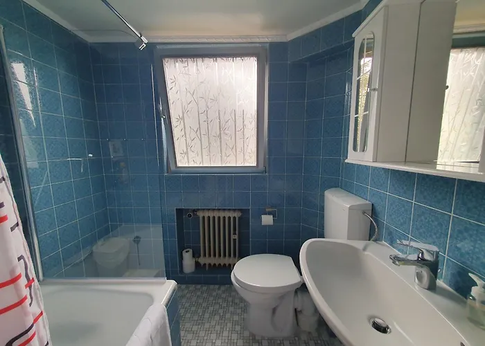 Zentrales, Charmantes An Der Universitaetsklinik *